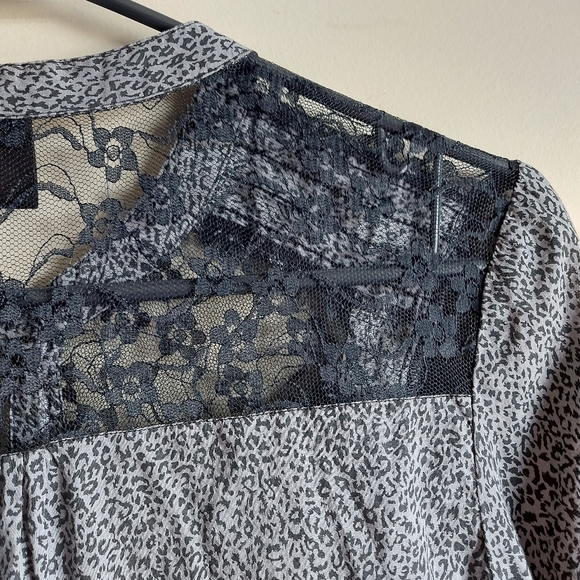 FREE PEOPLE ♡ Ladies Top - Picture 9 of 9